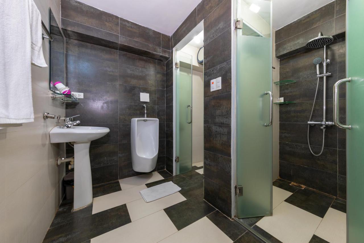 Granda Corner Apartment Hanoi Exteriör bild