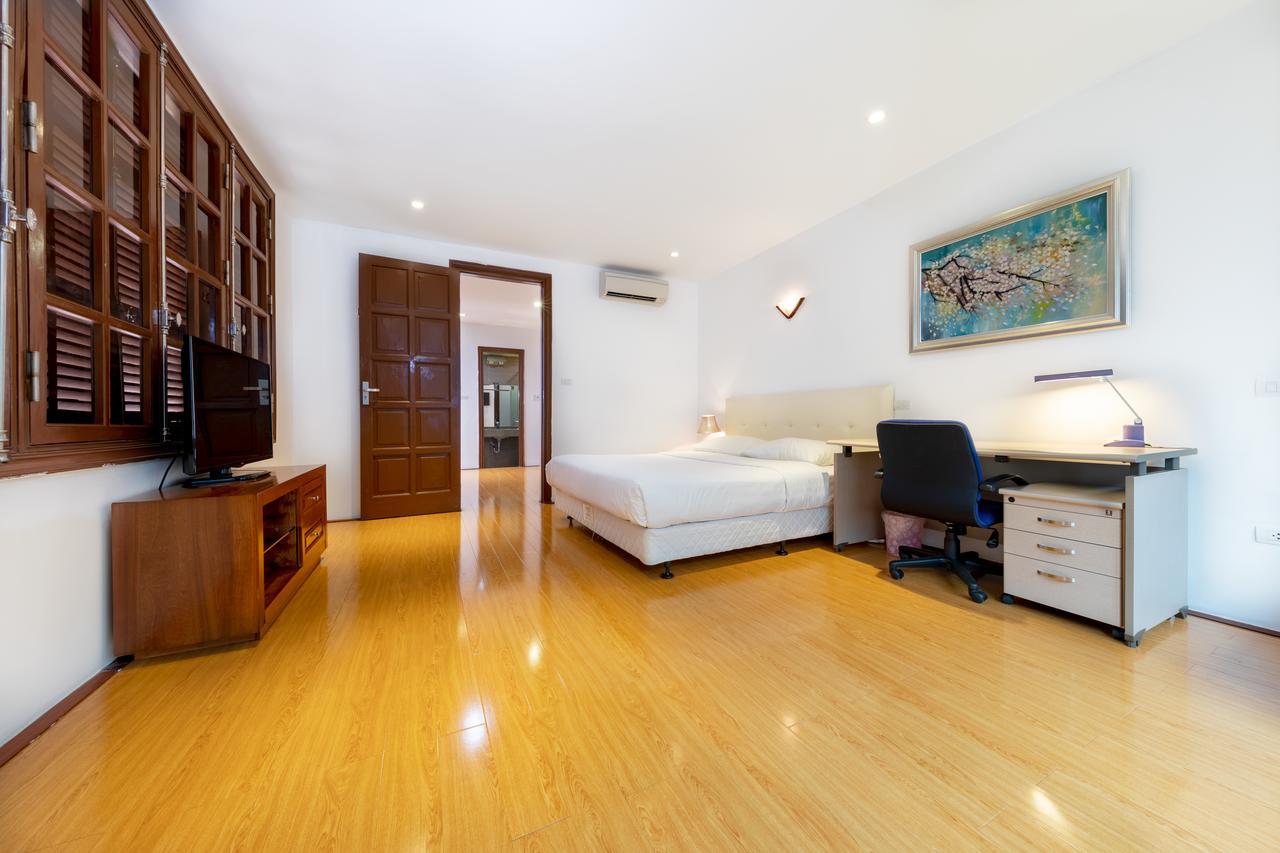 Granda Corner Apartment Hanoi Exteriör bild
